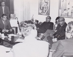 Visit of Dr. Azizur Rahman Mallick to Chicago. He joined a meeting in Fazlur R. Khan's home during the Bangladesh War of Independence. 